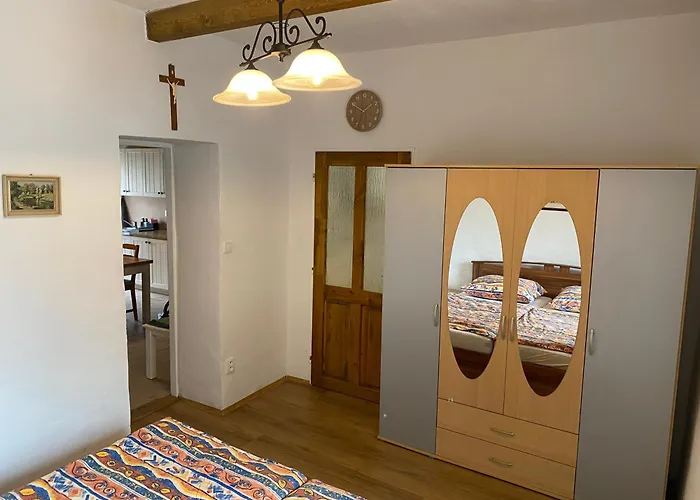 Stodola V Zahrade Appartement *